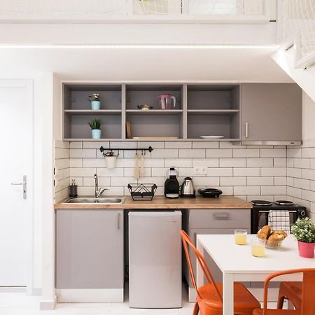 Relax In This Funky Loft Next To Metro! Atene Esterno foto