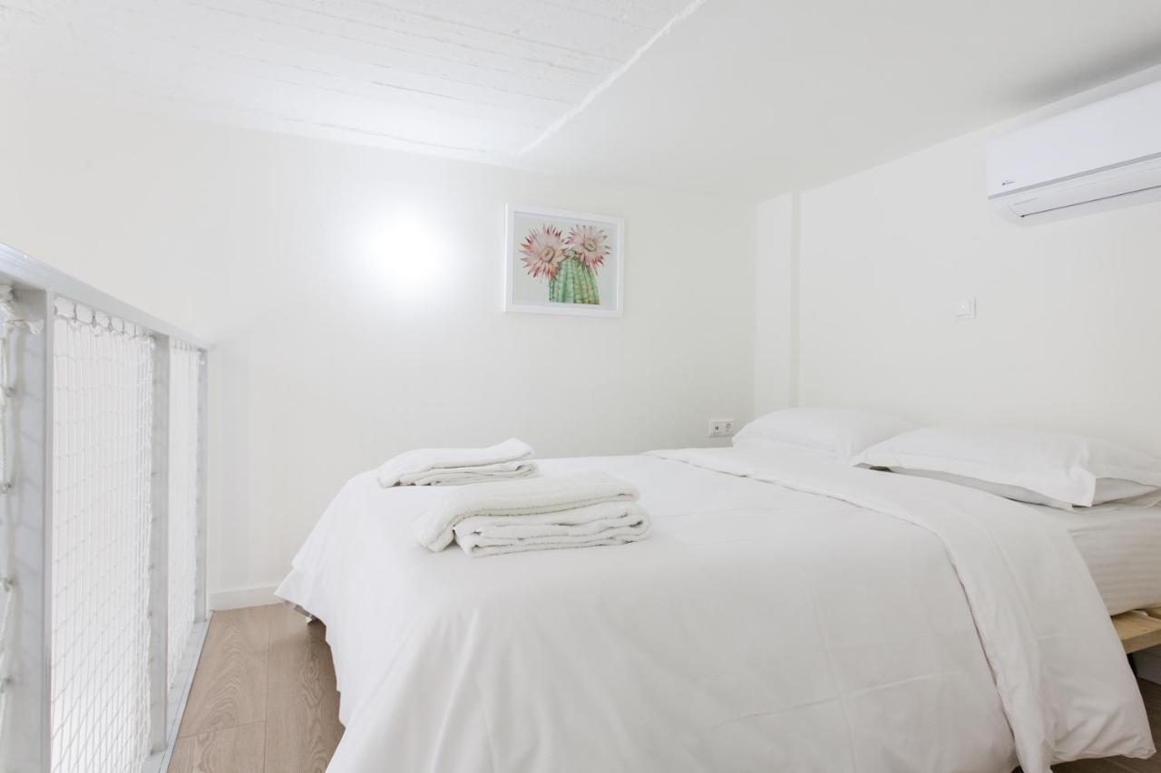 Relax In This Funky Loft Next To Metro! Atene Esterno foto